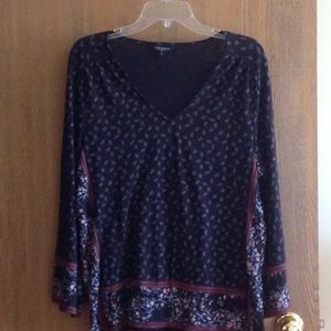 LUCKY BRAND WOMANS LONG SLEEVE TOP SIZE L. NWT
